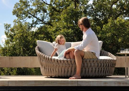 Уличная кушетка от фабрики Tribù модель 05349/TOSCADAYBED
