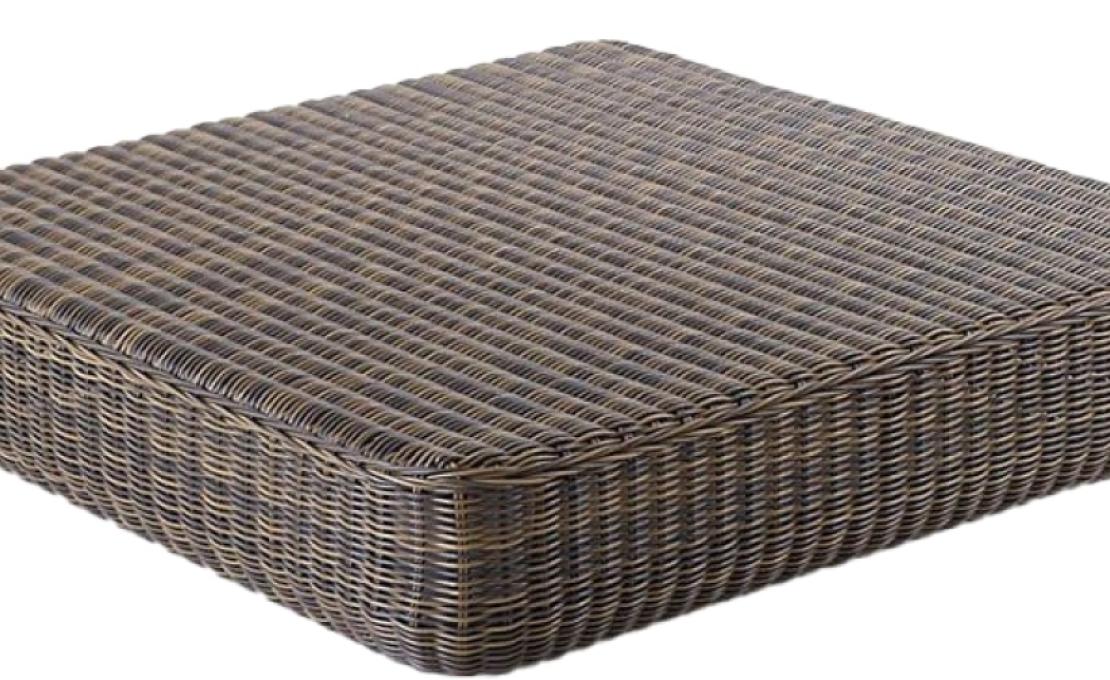 Уличный стол от фабрики Unopiù модель Agorà Tavolino/Pouf