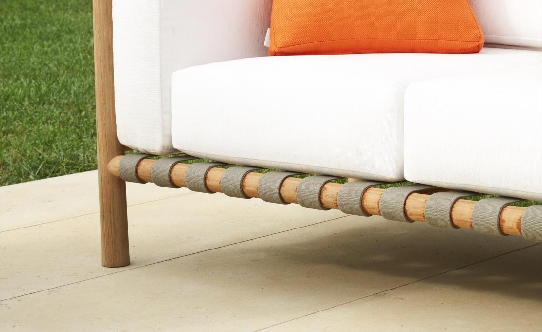 Уличный диван от фабрики Unopiù модель PEVDI-Pevero Sofa