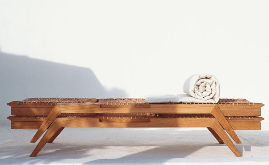 Шезлонг уличныйот фабрики Unopiù модель LESY-Synthesis Sunlounger
