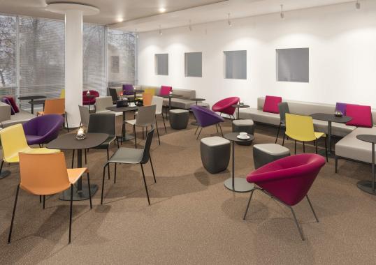 Кресло от фабрики Walter Knoll модель 369 Arm 