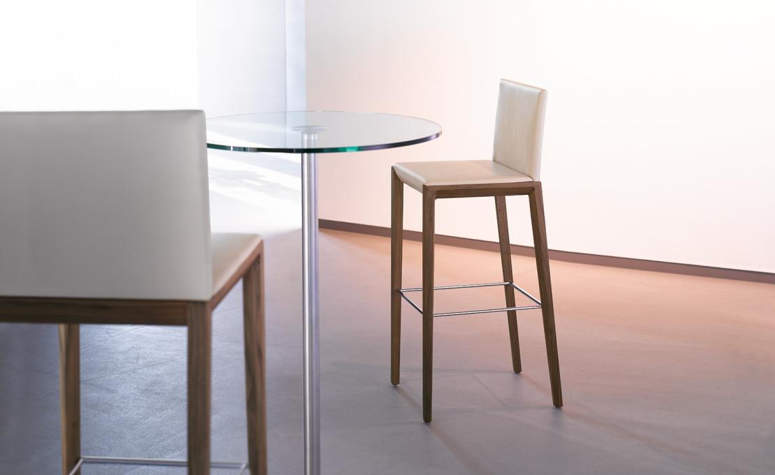 Барный стул от фабрики Walter Knoll модель Andoo 