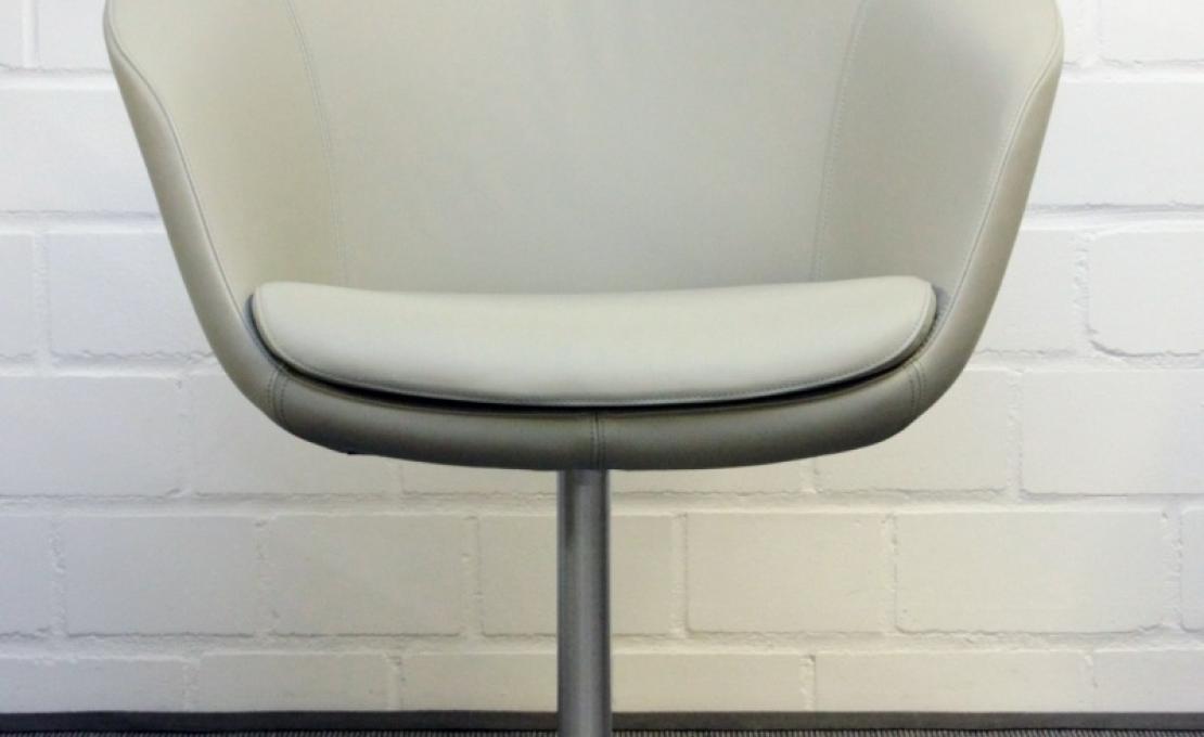Офисный Стул от фабрики Walter Knoll модель 231-10