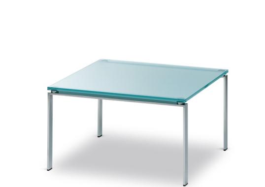 Журнальный столик от фабрики Walter Knoll модель Foster 500 Occasional Table