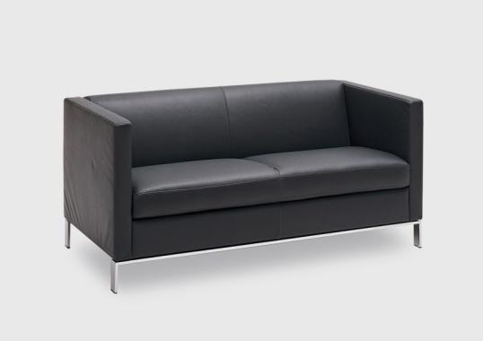 Диван от фабрики Walter Knoll модель Foster 501 Sofa