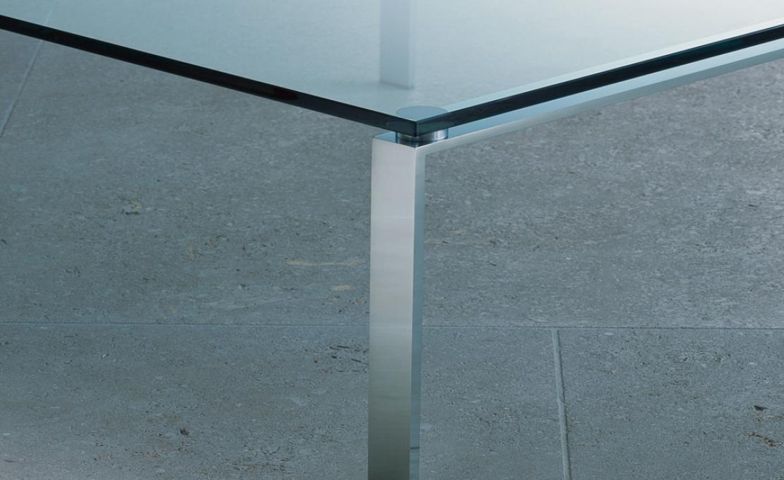 Журнальный столик от фабрики Walter Knoll модель Foster 500 Occasional Table