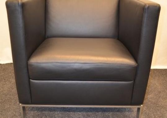 Кресло от фабрики Walter Knoll модель 501-10