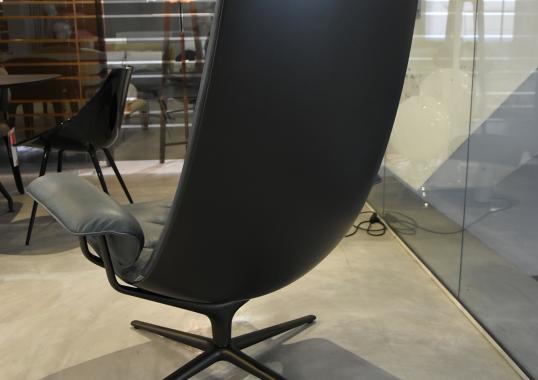 Кресло от фабрики Walter Knoll модель Healey Soft Arm