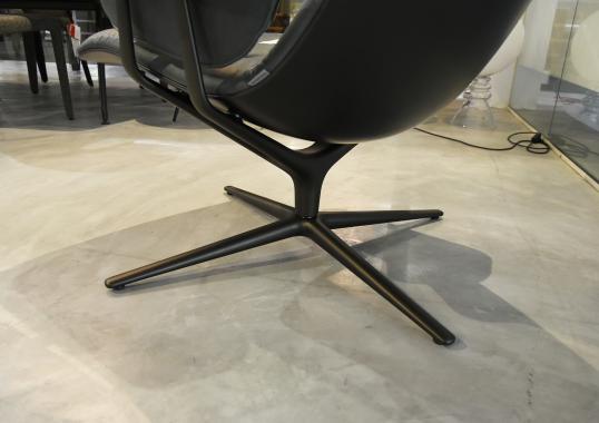 Кресло от фабрики Walter Knoll модель Healey Soft Arm