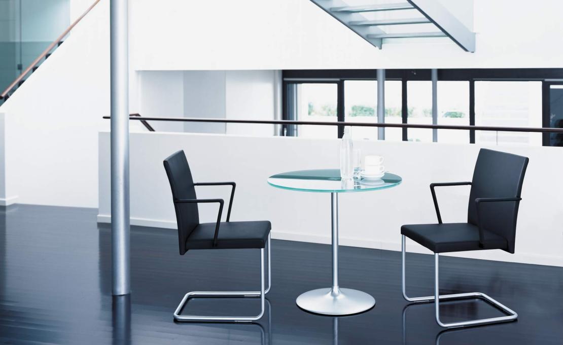 Офисный Стул от фабрики Walter Knoll модель Jason Lite Cantilever 
