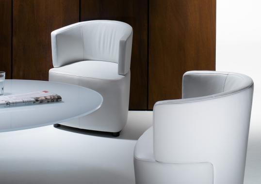 Кресло от фабрики Walter Knoll модель 261-10