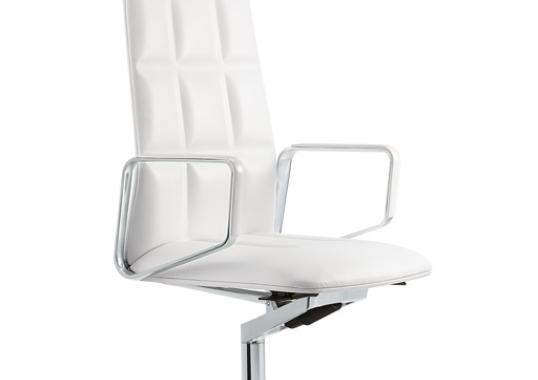 Офисный Стул от фабрики Walter Knoll модель Lead Executive 