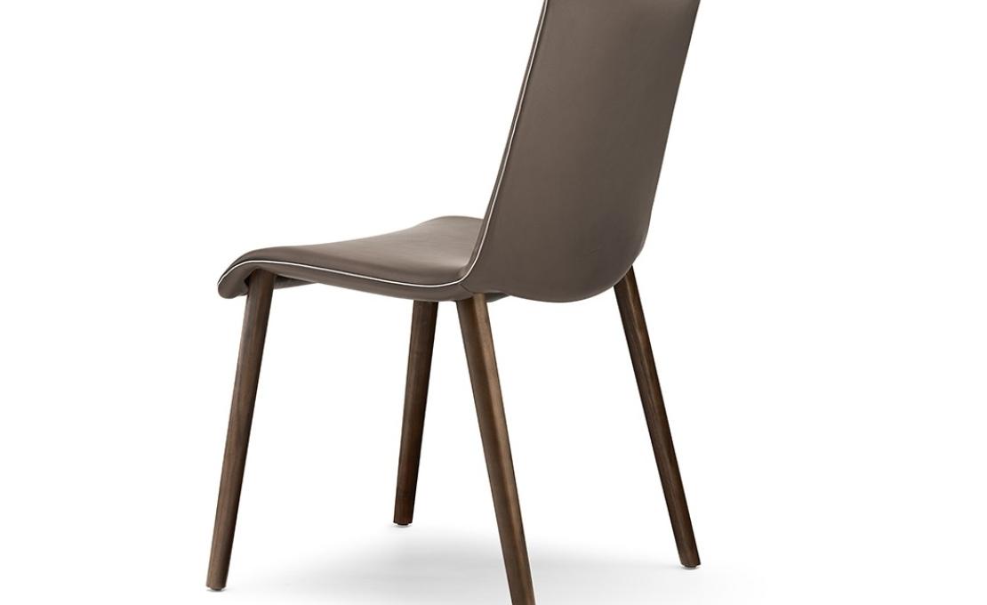 Стул от фабрики Walter Knoll модель Liz Wood 
