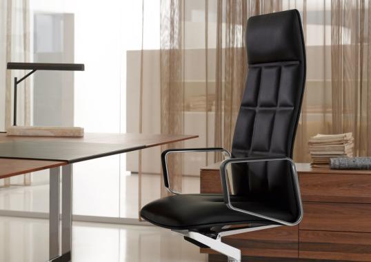 Офисный Стул от фабрики Walter Knoll модель Lead Executive 