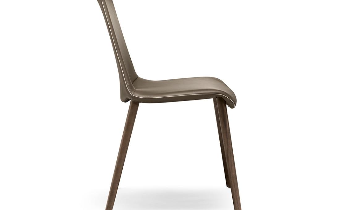 Стул от фабрики Walter Knoll модель Liz Wood 