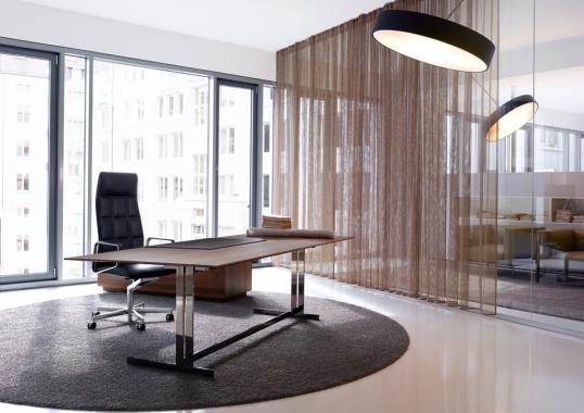 Офисный Стул от фабрики Walter Knoll модель Lead Executive 