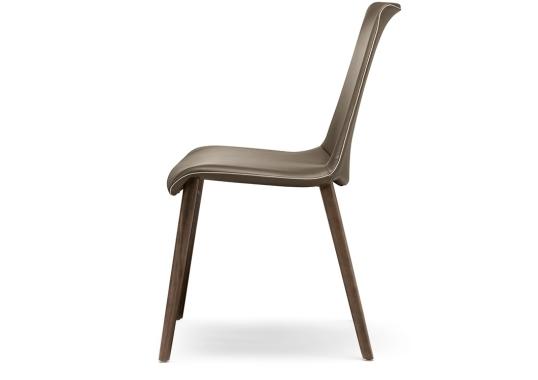 Стул от фабрики Walter Knoll модель Liz Wood 