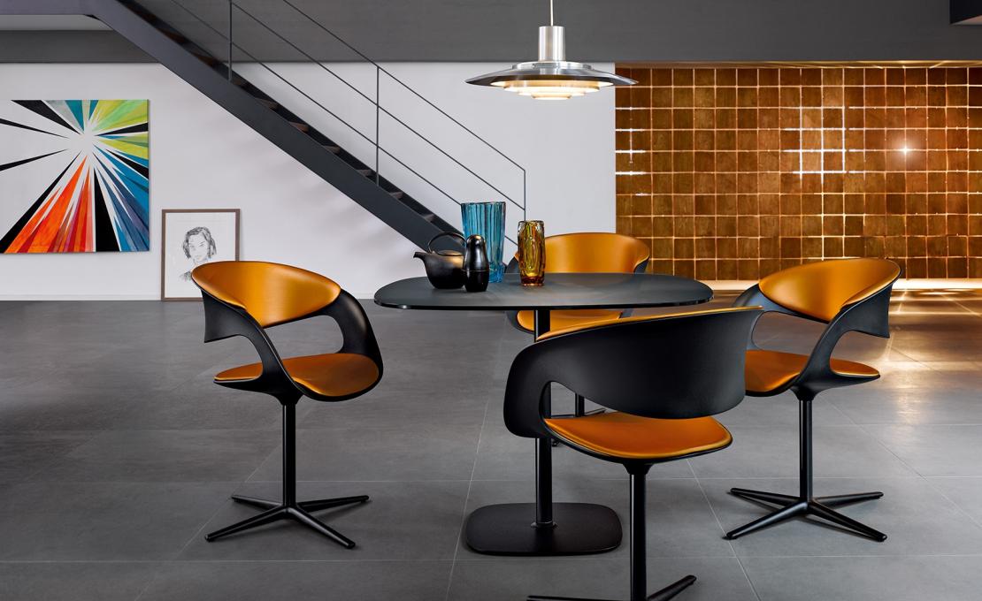 Стол от фабрики Walter Knoll модель Lox Table