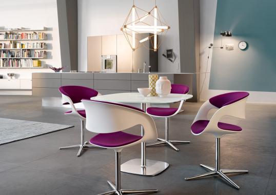 Стол от фабрики Walter Knoll модель Lox Table