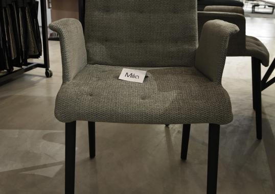 Стул от фабрики Walter Knoll модель Liz Wood 