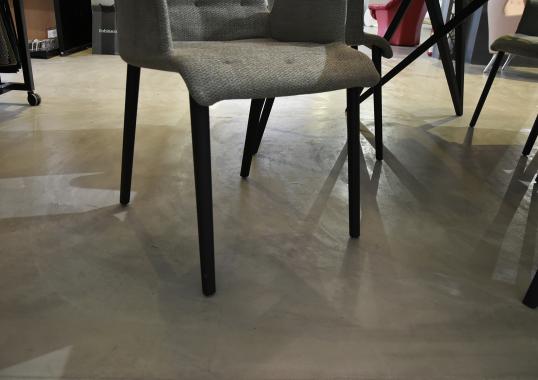 Стул от фабрики Walter Knoll модель Liz Wood 