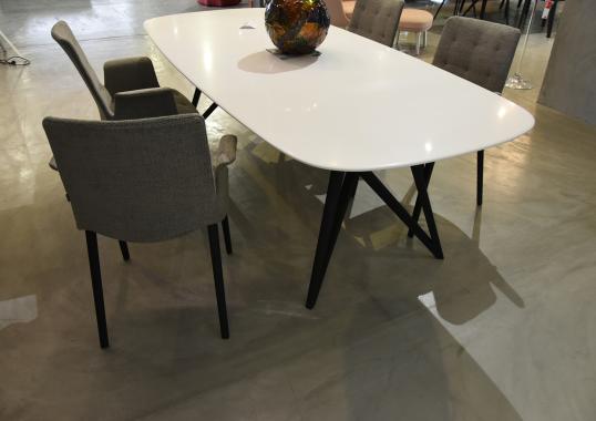 Стул от фабрики Walter Knoll модель Liz Wood 