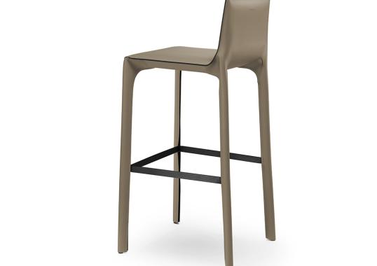 Барный стул от фабрики Walter Knoll модель Saddle  Bar