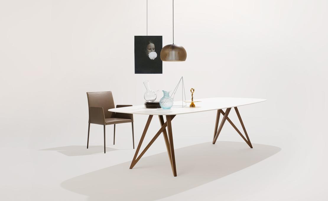 Стол от фабрики Walter Knoll модель Seito Table