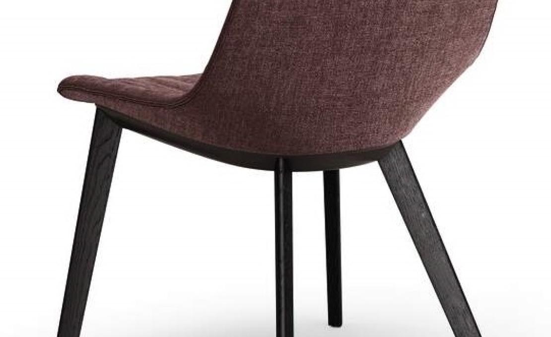 Стул от фабрики Walter Knoll модель Sheru  with Wooden Legs