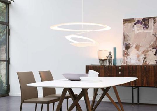 Стол от фабрики Walter Knoll модель Seito Table