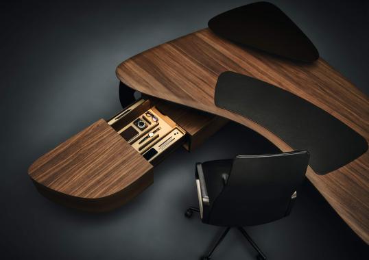 Офисный Стол от фабрики Walter Knoll модель Tama Desk