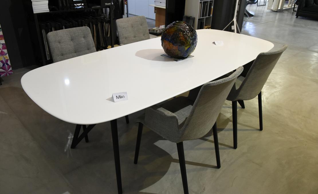 Стол от фабрики Walter Knoll модель Seito Table