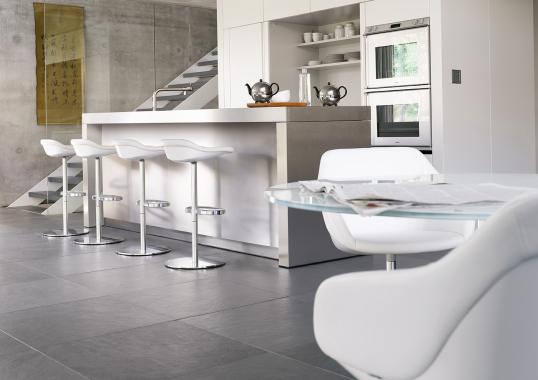 Барный стул от фабрики Walter Knoll модель Turtle 