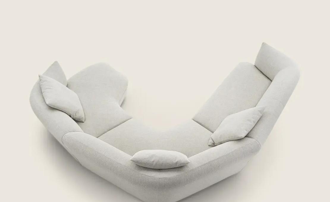 Диван модель Quincy фабрики Flexform - дизайн Антонио Читтерио