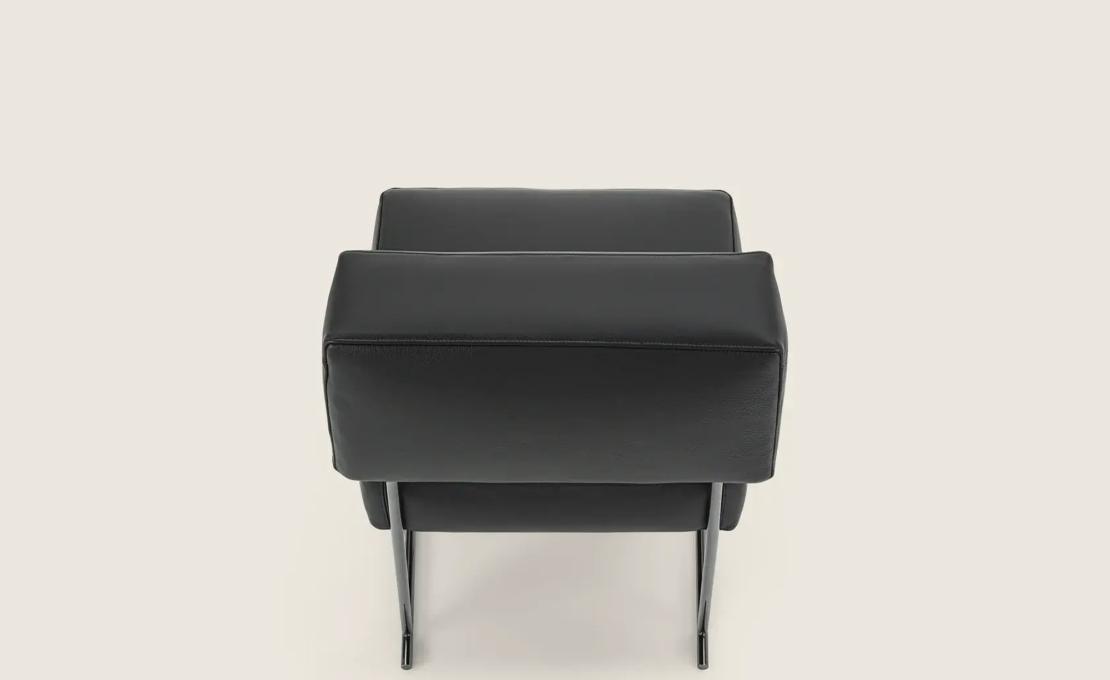 Стул модель AVALON фабрики Flexform - Антонио Читтерио