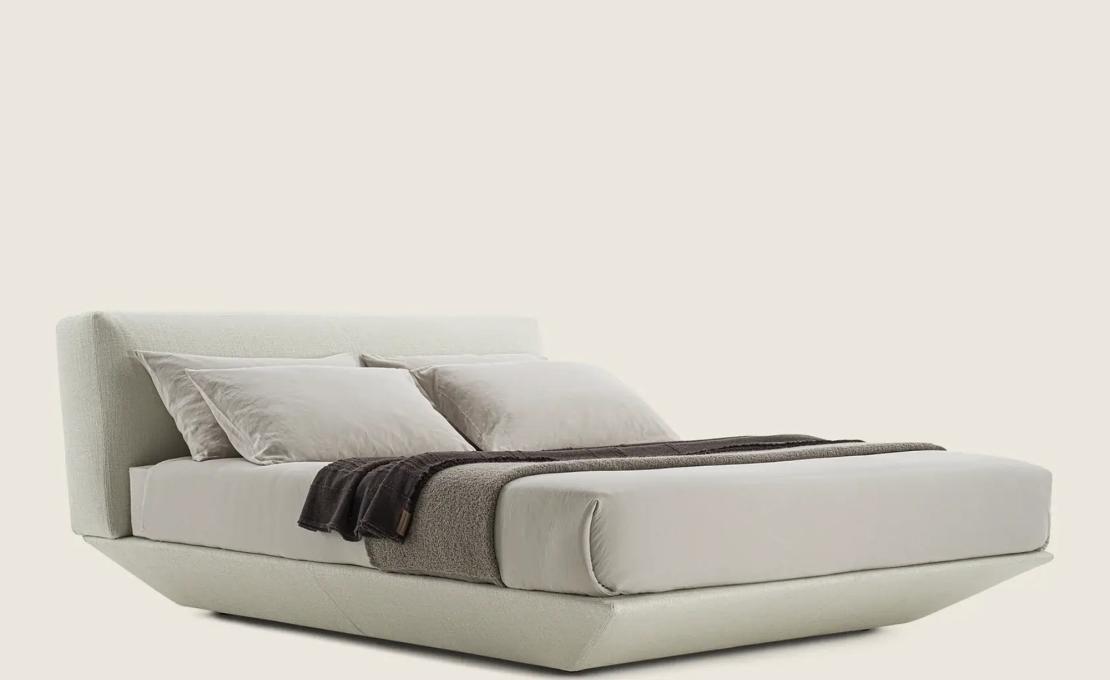Кровать модель LOUNGESCAPE фабрики Flexform - Антонио Читтерио
