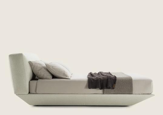Кровать модель LOUNGESCAPE фабрики Flexform - Антонио Читтерио