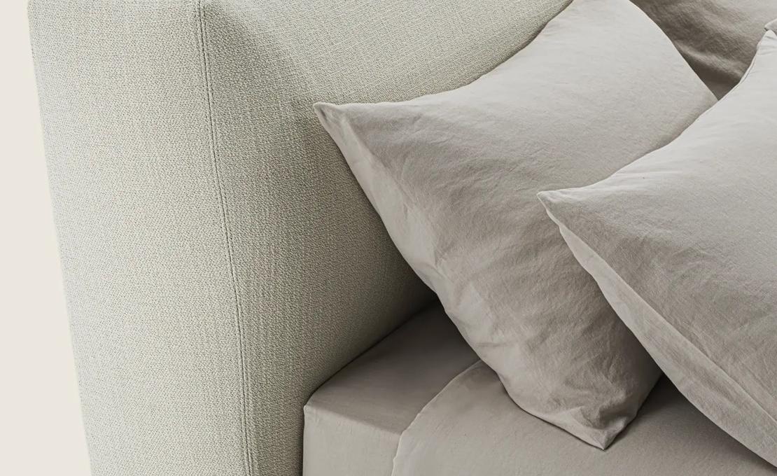 Кровать модель LOUNGESCAPE фабрики Flexform - Антонио Читтерио