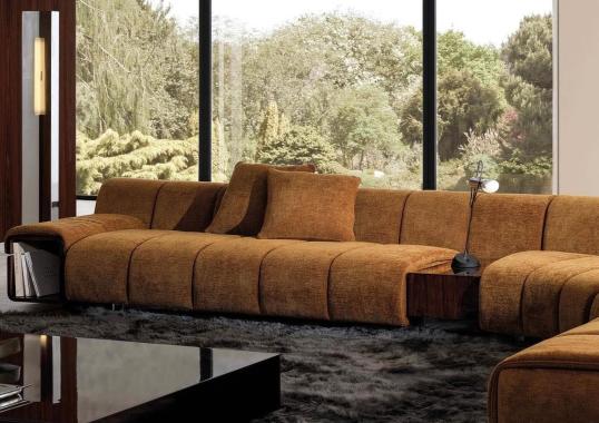 Диван модель Ruffle фабрики Minotti - GamFratesi
