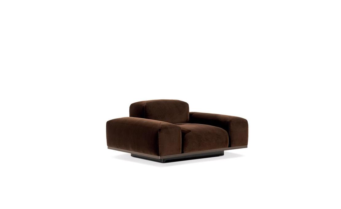 Кресло модель Orion фабрики Minotti - Giampiero Tagliaferri