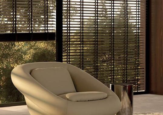 Кресло модель Barrel фабрики Minotti - GamFratesi