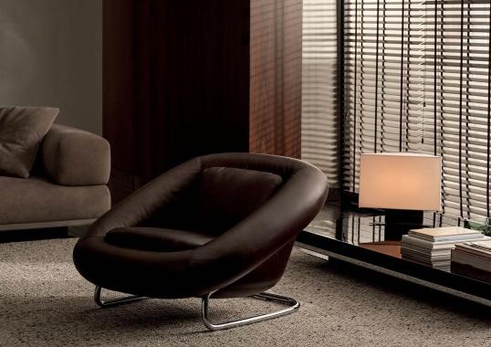 Кресло модель Barrel фабрики Minotti - GamFratesi