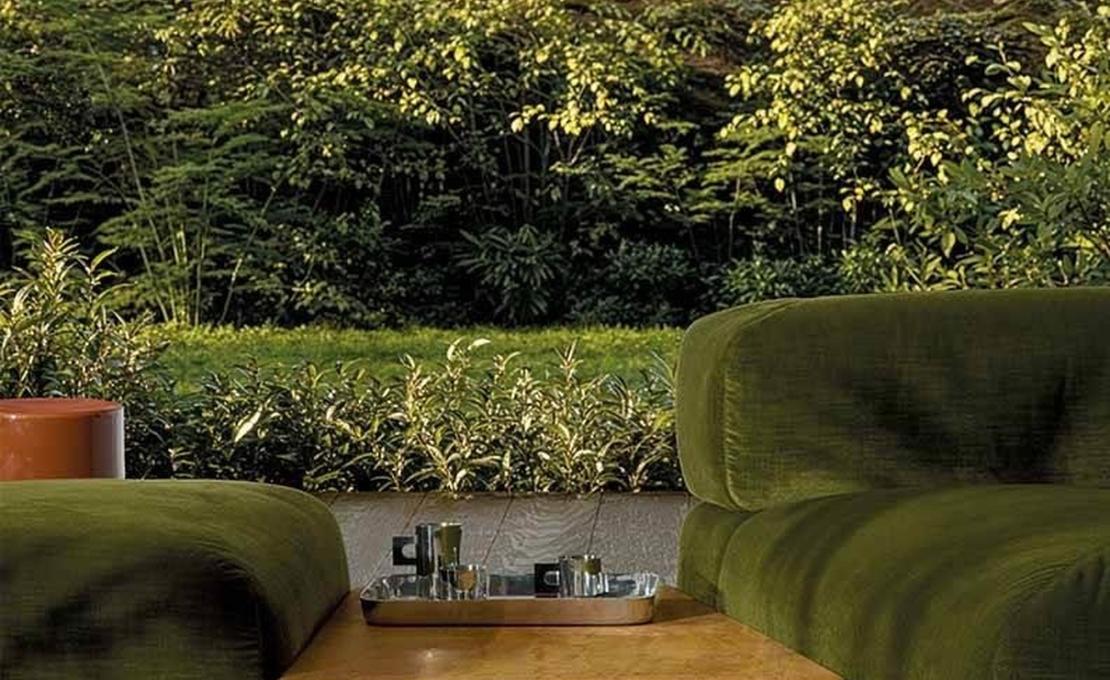 Журнальный столик модель Orion Outdoor фабрики Minotti - Giampiero Tagliaferri