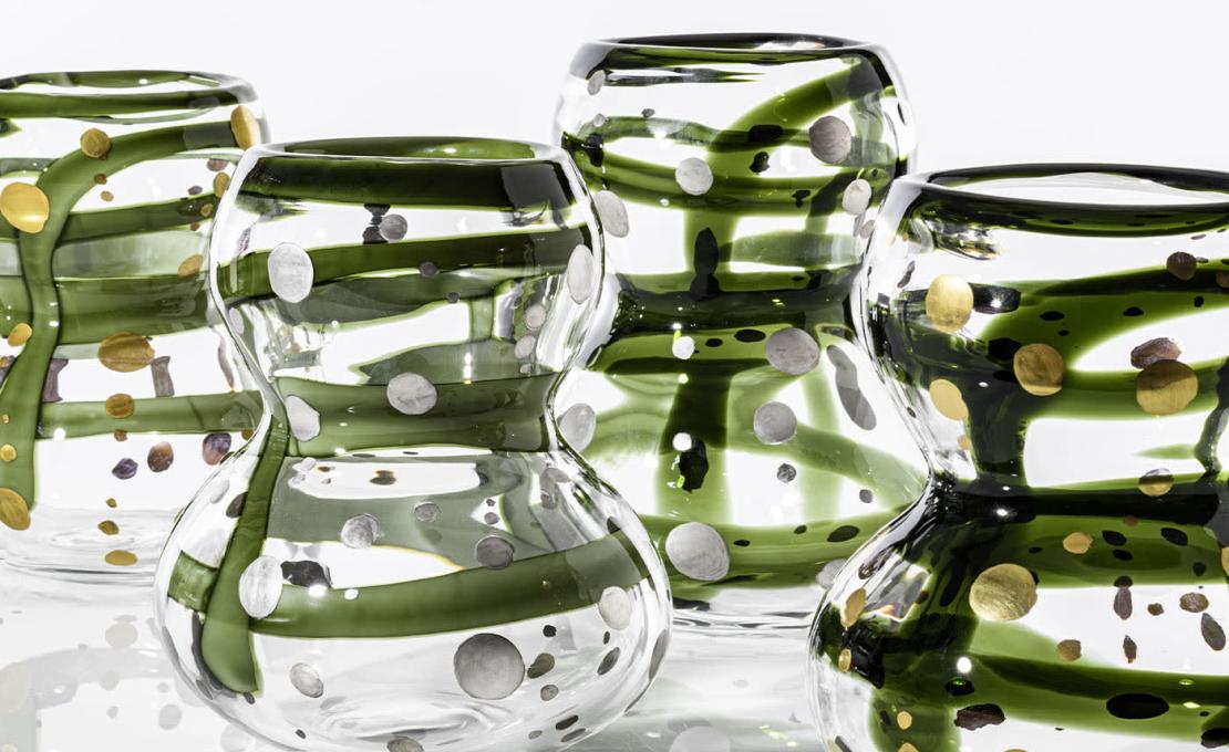 Декоративная Ваза от фабрики Venini модель Gran Bulbo Mini Silver Black and Green Glass
