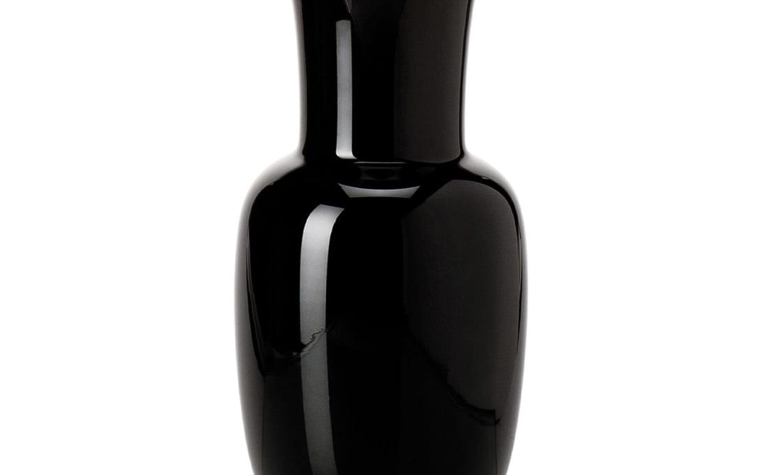 Декоративная Ваза от фабрики Venini модель Opalino Black
