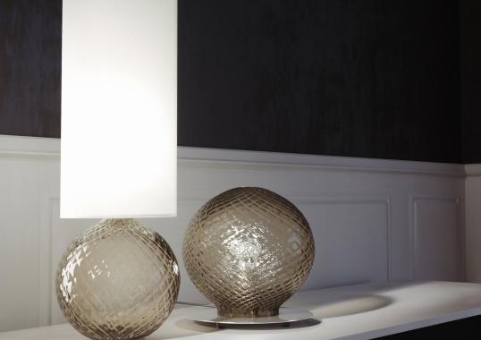 Настольная лампа от фабрики Venini модель Balloton Smoky
