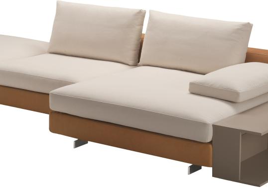Диван от фабрики Zanotta модель 1235 SCOTT