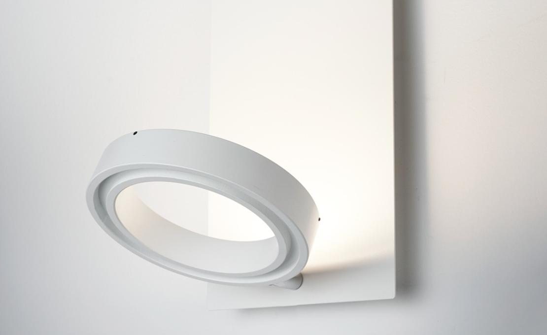 Настенный Светильник от фабрики Zava модель META WALL LAMP
