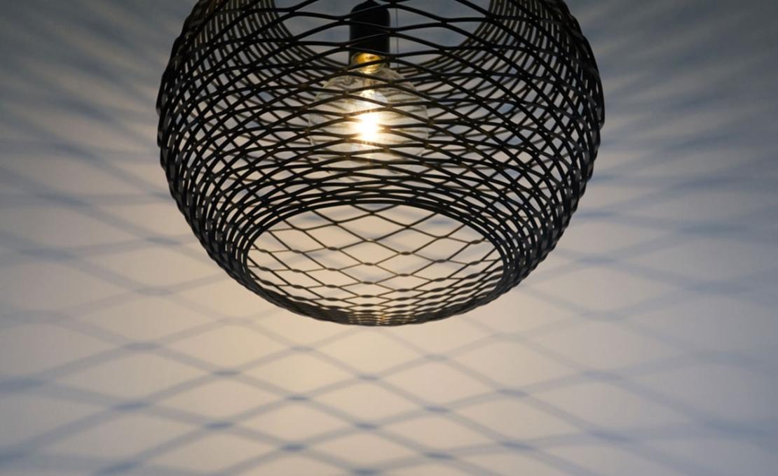 Подвесной светильник от фабрики Zava модель NET SUSPENSION LAMP 