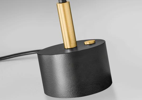 Настольная лампа от фабрики Zava модель NINO TABLE LAMP